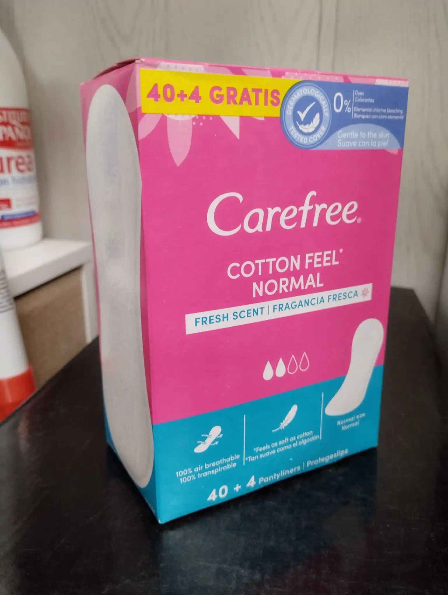CAREFREE COTTON FEEL NORMAL 40+4